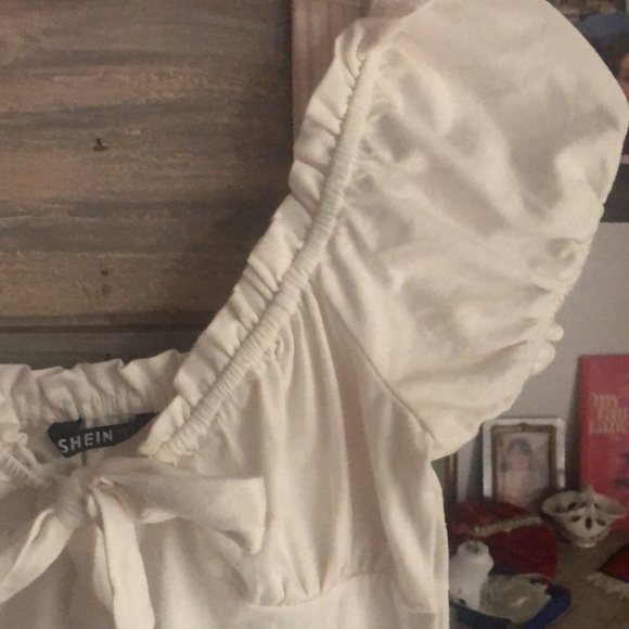 White Ruffel Shein Cropped Top - Picture 9 of 11